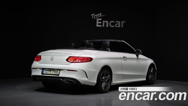 Mercedes-Benz C-Class 2019 — photo 2