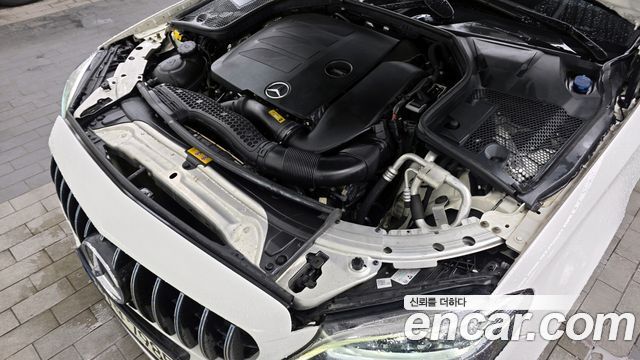 Mercedes-Benz C-Class 2019 — photo 6