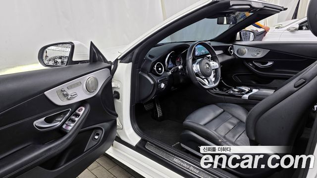 Mercedes-Benz C-Class 2019 — photo 13