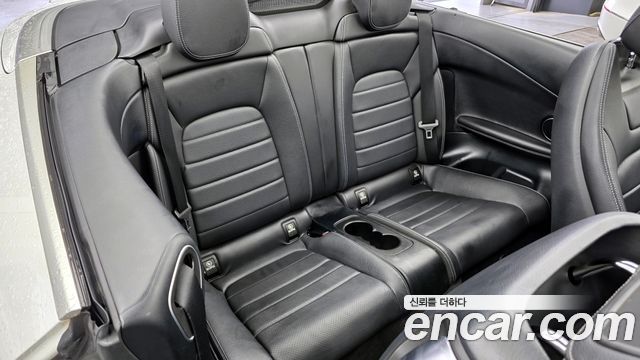 Mercedes-Benz C-Class 2019 — photo 18