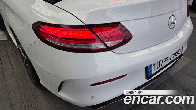 Mercedes-Benz C-Class 2019 — photo 9