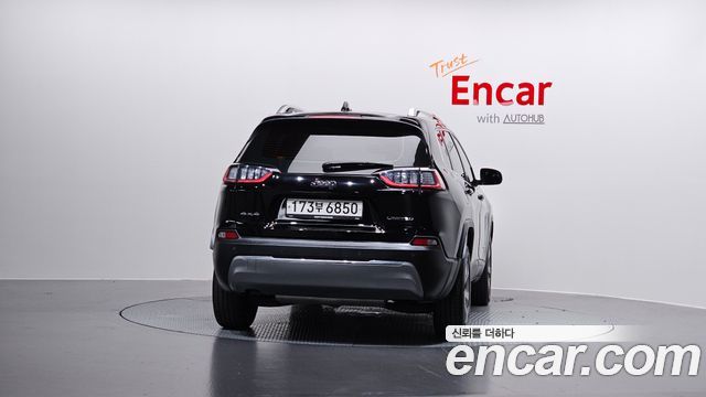 Jeep Cherokee 2021 — photo 4