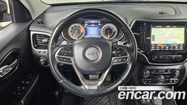 Jeep Cherokee 2021 — photo 12