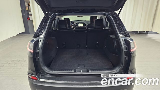 Jeep Cherokee 2021 — photo 20
