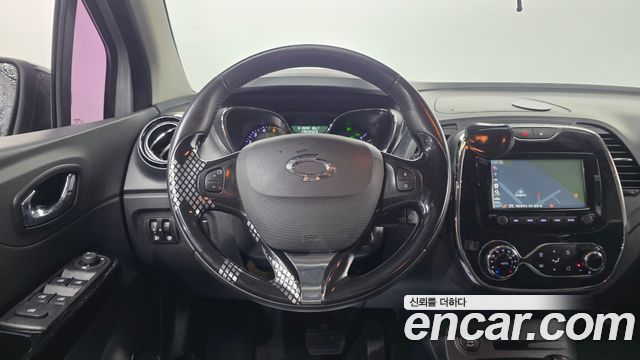 Renault Korea QM3 2015 — photo 15