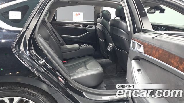 Hyundai Genesis 2015 — photo 18
