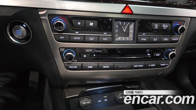 Hyundai Genesis 2015 — photo 31