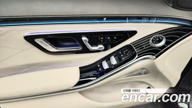 Mercedes-Benz S-Class 2021 — photo 12