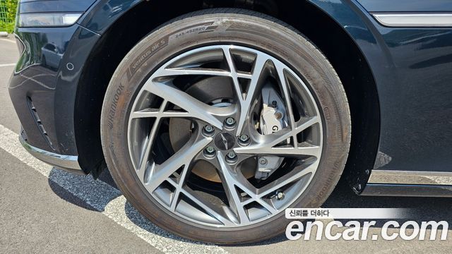 Genesis G90 2023 — photo 5