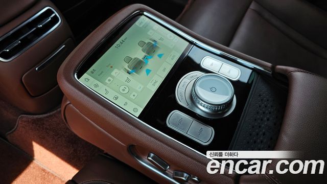 Genesis G90 2023 — photo 18