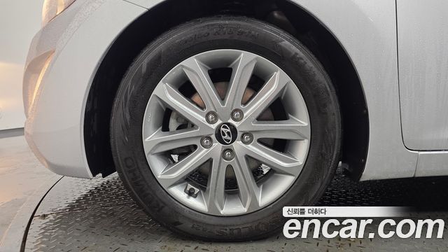 Hyundai AVANTE 2014 — photo 5