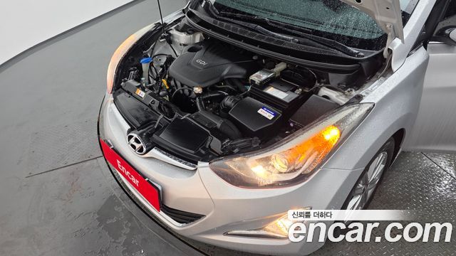 Hyundai AVANTE 2014 — photo 6