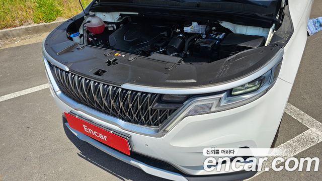 Kia Canival 2021 — photo 6