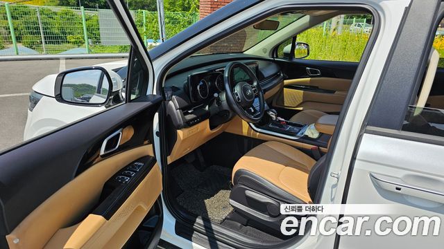 Kia Canival 2021 — photo 10