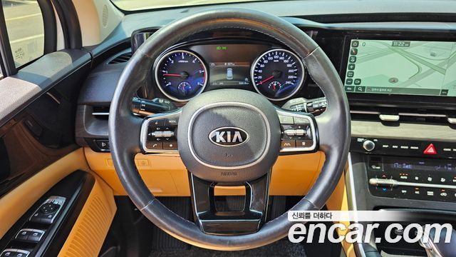Kia Canival 2021 — photo 13