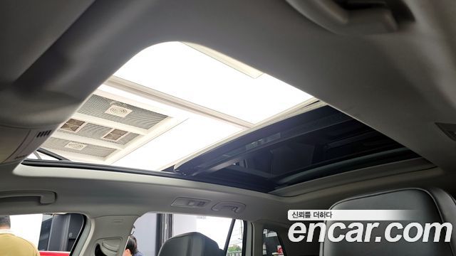 Volkswagen Tiguan 2024 — photo 18