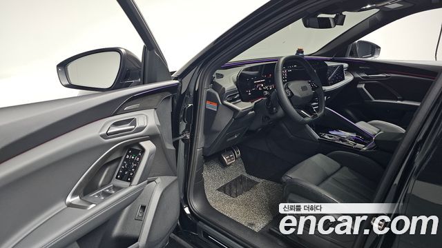 Audi Q5 2025 — photo 13