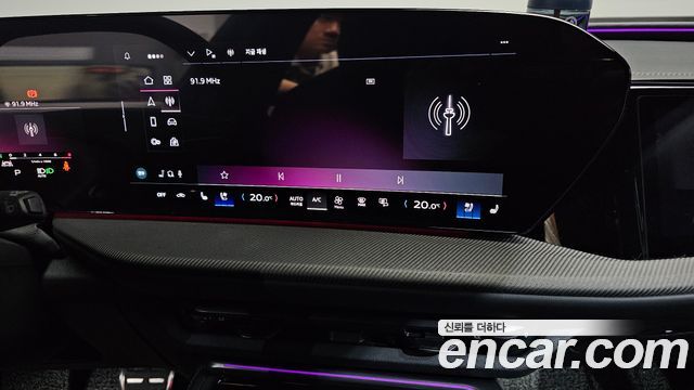 Audi Q5 2025 — photo 32