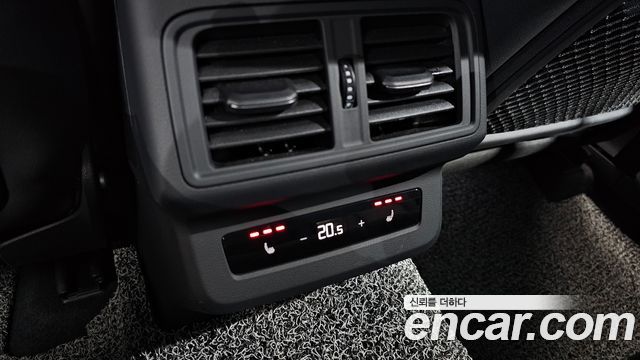 Audi Q5 2025 — photo 34