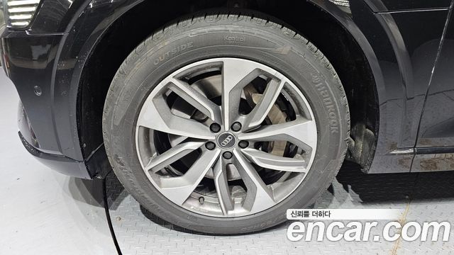 Audi e-tron 2020 — photo 5