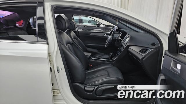 Hyundai Sonata 2015 — photo 11