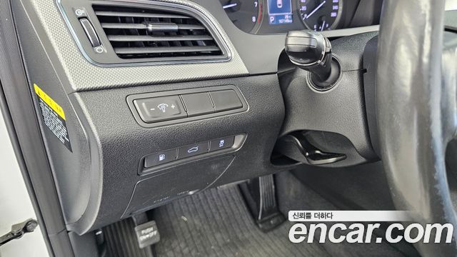 Hyundai Sonata 2015 — photo 16