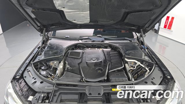 Mercedes-Benz S-Class 2021 — photo 6