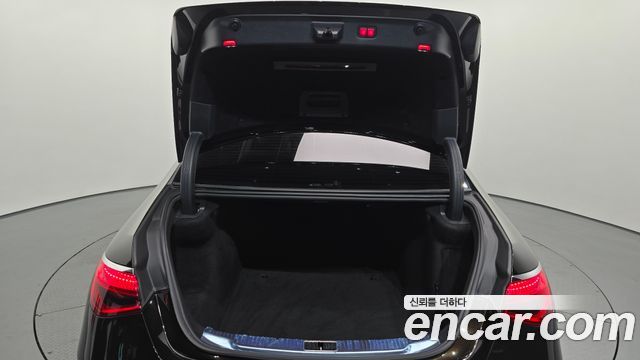 Mercedes-Benz S-Class 2021 — photo 22