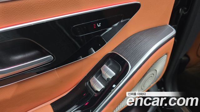 Mercedes-Benz S-Class 2021 — photo 26