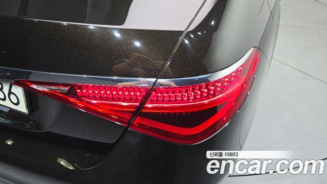 Mercedes-Benz S-Class 2021 — photo 9