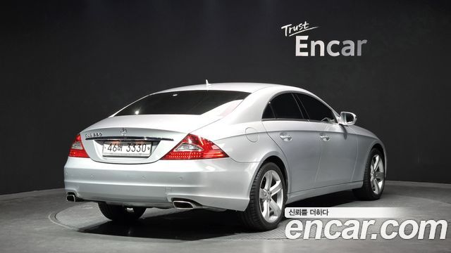 Mercedes-Benz CLS-Class 2009 — photo 2