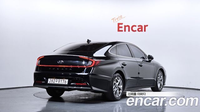 Hyundai Sonata 2022 — photo 2