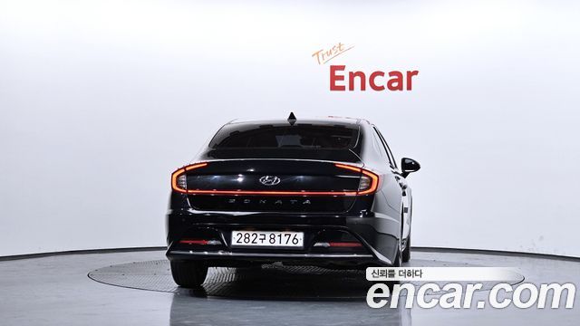 Hyundai Sonata 2022 — photo 4