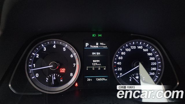 Hyundai Sonata 2022 — photo 11