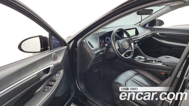 Hyundai Sonata 2022 — photo 13