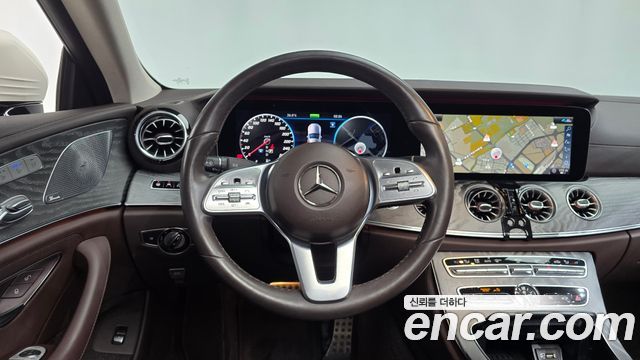 Mercedes-Benz CLS-Class 2020 — photo 19