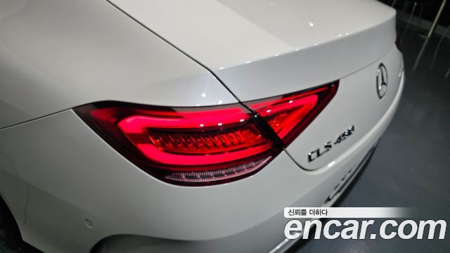 Mercedes-Benz CLS-Class 2020 — photo 9