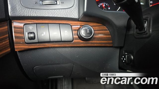 Kia Mohave 2018 — photo 23