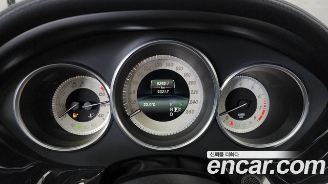 Mercedes-Benz CLS-Class 2016 — photo 8