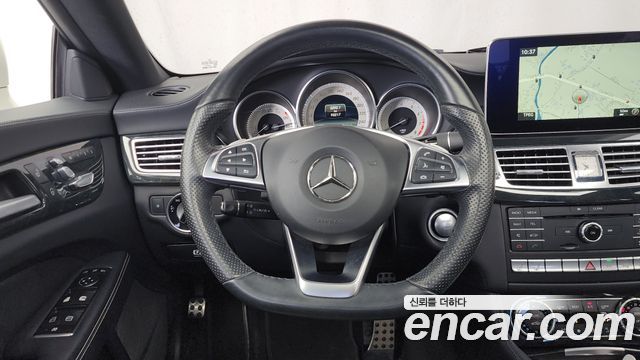 Mercedes-Benz CLS-Class 2016 — photo 13