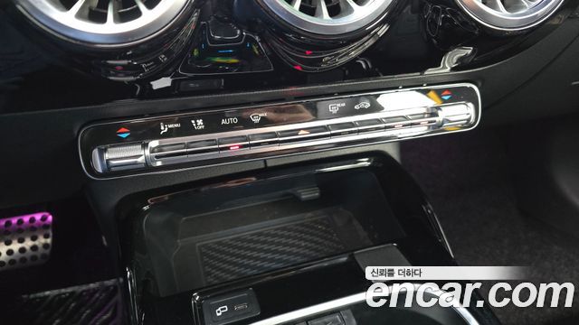Mercedes-Benz CLA-Class 2023 — photo 23