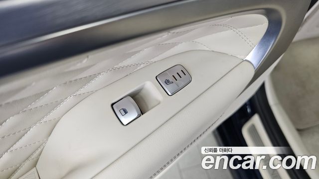 Genesis G70 2019 — photo 25