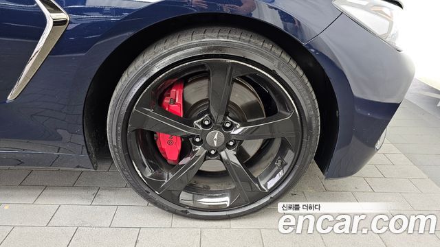 Genesis G70 2019 — photo 7