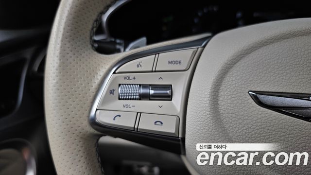 Genesis G70 2019 — photo 16