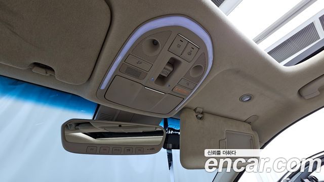 Genesis G70 2019 — photo 30
