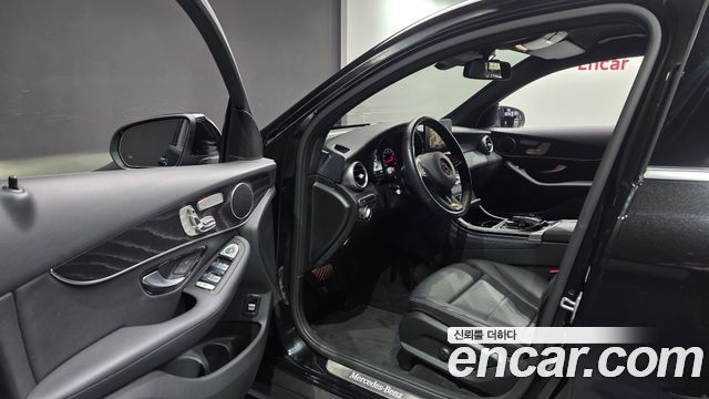 Mercedes-Benz GLC-Class 2019 — photo 13