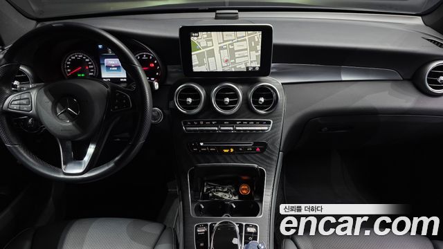 Mercedes-Benz GLC-Class 2019 — photo 22