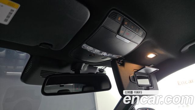 Mercedes-Benz GLC-Class 2019 — photo 24