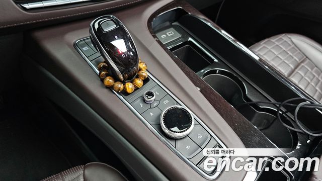 Cadillac Escalade 2023 — photo 9