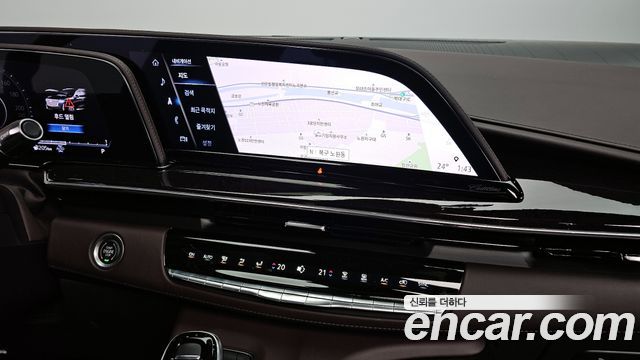Cadillac Escalade 2023 — photo 13